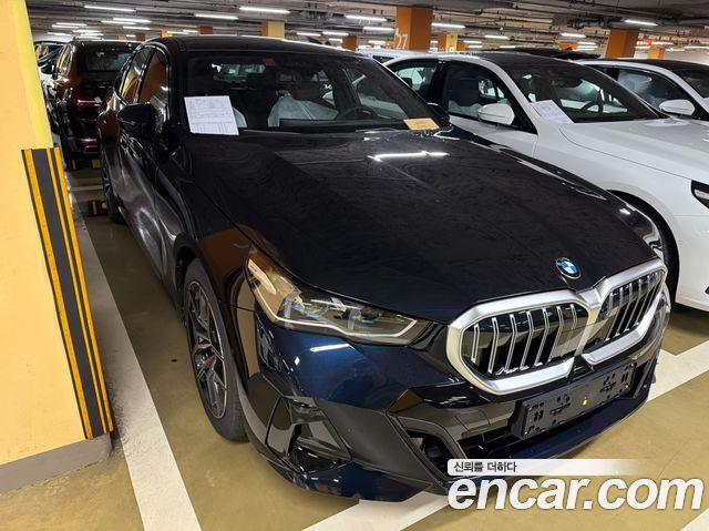 BMW 5-Series 520i M Sport — пробег 11 км — фото 3 из 5