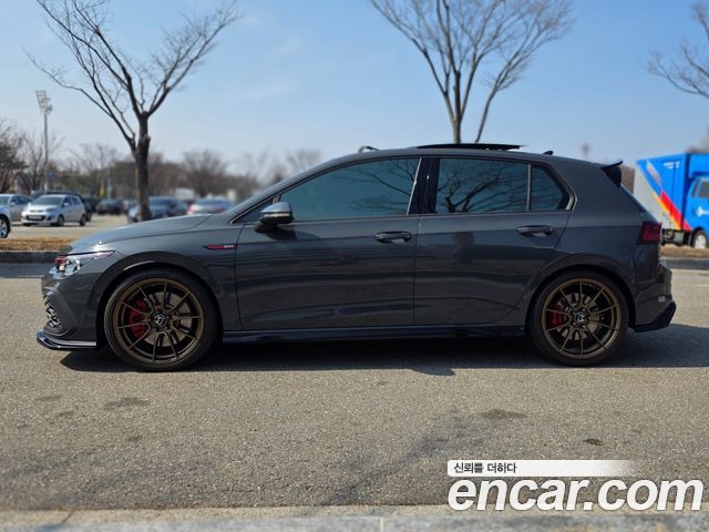 Volkswagen Golf 2.0 GTI — пробег 6 400 км — фото 5 из 5