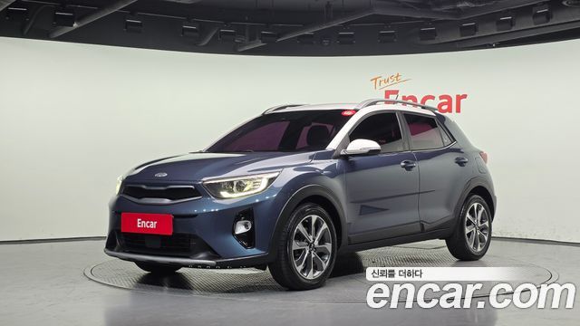Kia Stonic из Кореи Encar