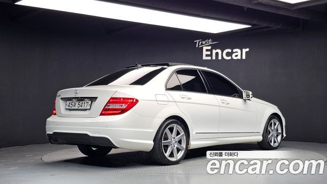 Mercedes-Benz C-Class из Кореи Encar
