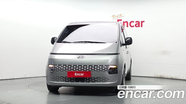 Hyundai Staria Tourer 11-Seater Smart — пробег 34 680 км — фото 3 из 5