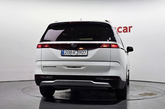 Kia Carnival Diesel 9-Seater Prestige — пробег 164 656 км — фото 4 из 5