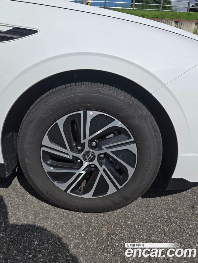 Hyundai Sonata Premium — пробег 1 800 км — фото 5 из 5