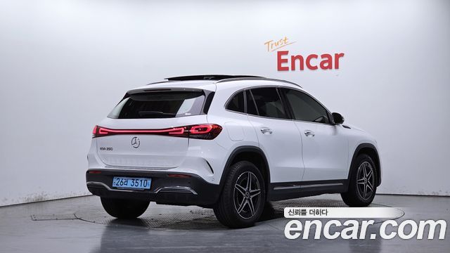 Mercedes-Benz EQA EQA250 AMG Package Plus — пробег 48 688 км — фото 2 из 5