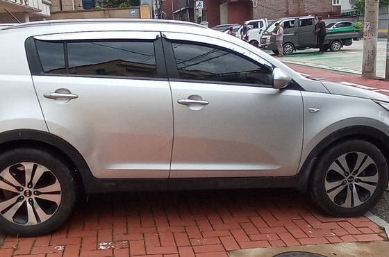 Kia Sportage Diesel 2WD TLX Deluxe — пробег 256 708 км — фото 5 из 5