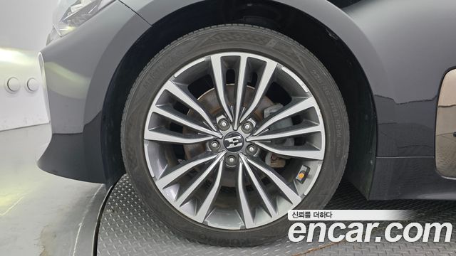 Kia Stinger из Кореи Encar