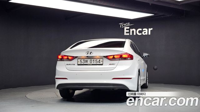 Hyundai AVANTE из Кореи Encar