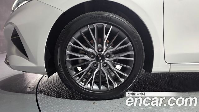 Kia K3 из Кореи Encar