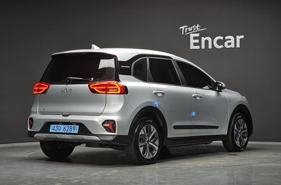 Kia Niro Air — пробег 86 356 км — фото 2 из 5