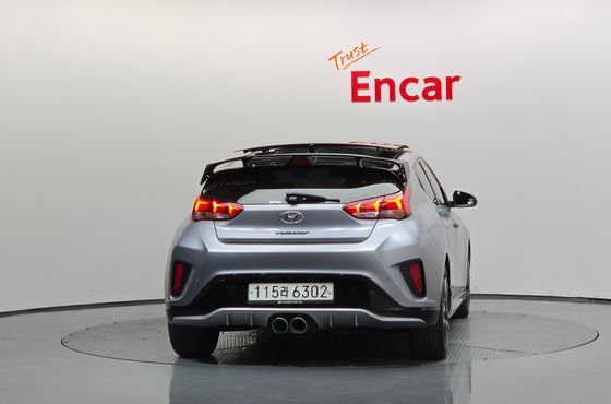 Hyundai Veloster 1.6 Turbo Sport Core — пробег 69 897 км — фото 4 из 5