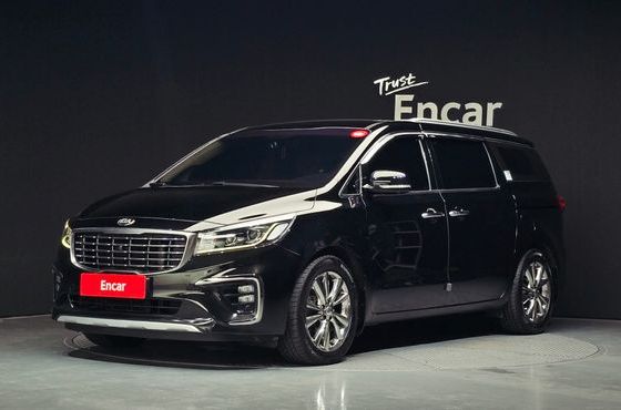 Kia Carnival 7-Seater Limousine President — пробег 125 401 км — фото 1 из 5