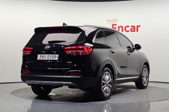 Kia Sorento Diesel 2.0 2WD Prestige — пробег 96 421 км — фото 2 из 5