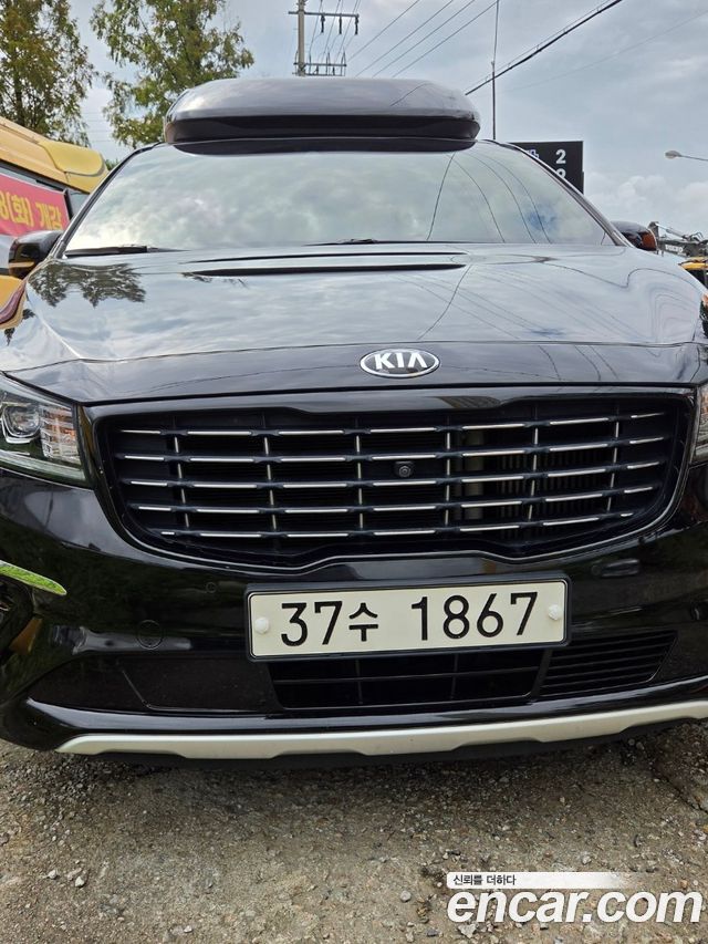 Kia Carnival из Кореи Encar