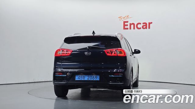 Kia Niro из Кореи Encar