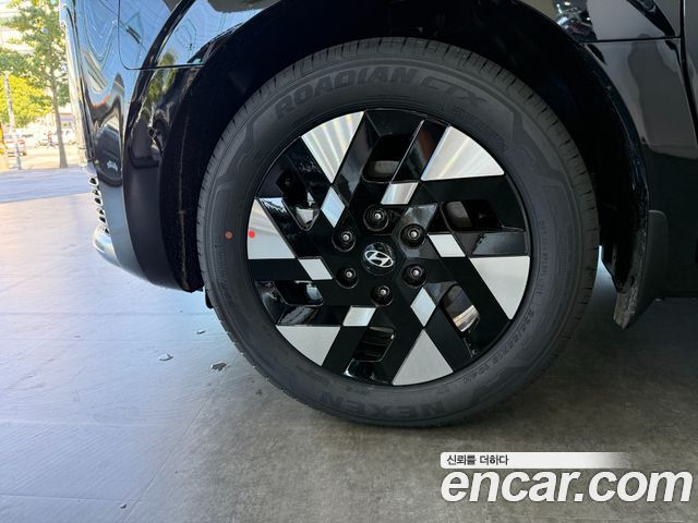 Hyundai Staria из Кореи Encar