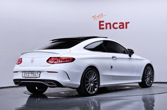 Mercedes-Benz C-Class C220 d 4MATIC Coupe — пробег 70 352 км — фото 2 из 5