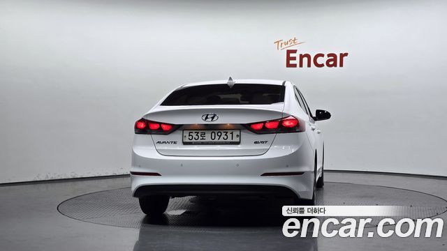 Hyundai AVANTE 1.6 e-VGT SMART — пробег 125 591 км — фото 4 из 5