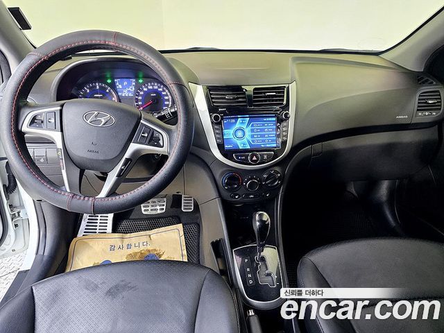 Hyundai Accent Diesel 1.6 VGT Premier — пробег 127 213 км — фото 5 из 5