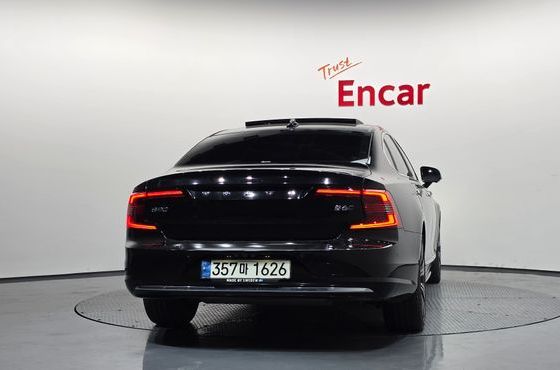 Volvo S90 B6 AWD Inscription — пробег 69 995 км — фото 4 из 5