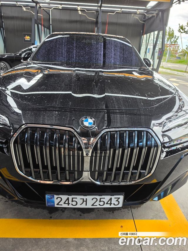 BMW 7-Series 740d xDrive M Sport — пробег 51 000 км — фото 3 из 5