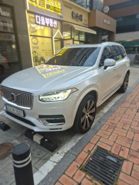 Volvo XC90 B6 Ultimate Bright — пробег 58 500 км — фото 2 из 5