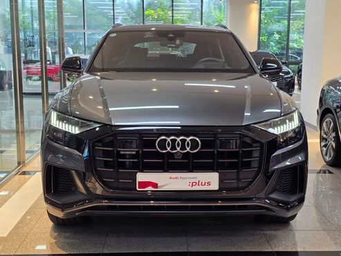 Audi Q8 55 TFSI Quattro Premium — пробег 41 300 км — фото 3 из 5
