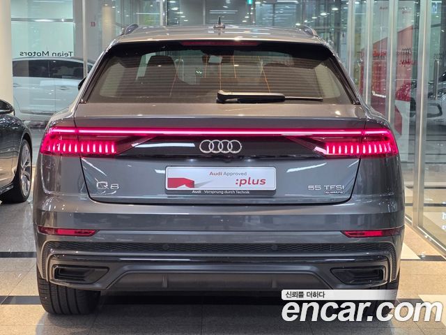 Audi Q8 55 TFSI Quattro Premium — пробег 41 300 км — фото 4 из 5