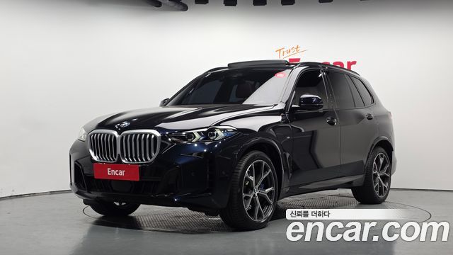BMW X5 xDrive 40i M Sport — пробег 4 056 км — фото 1 из 5