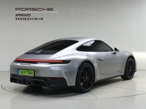 Porsche 911 Carrera GTS — пробег 1 380 км — фото 2 из 5