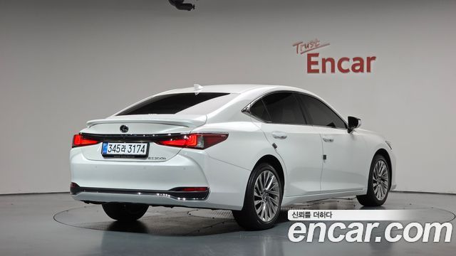 Lexus ES из Кореи Encar