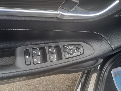 Hyundai Grandeur 3.0 Exclusive Special — пробег 202 000 км — фото 4 из 5