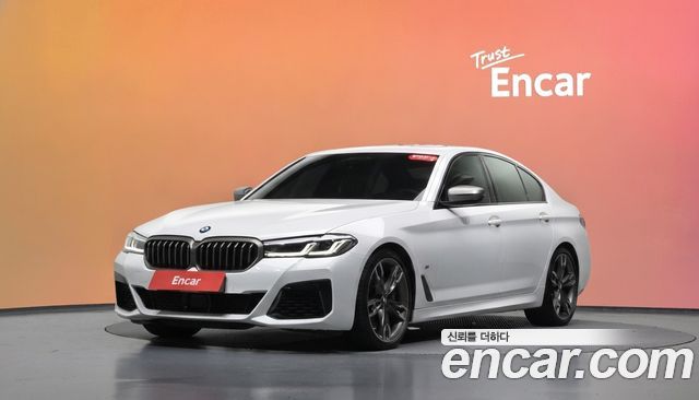 BMW 5-Series M550i xDrive — пробег 76 609 км — фото 1 из 5