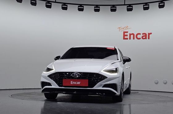 Hyundai Sonata 2.0 Premium Plus — пробег 14 166 км — фото 3 из 5