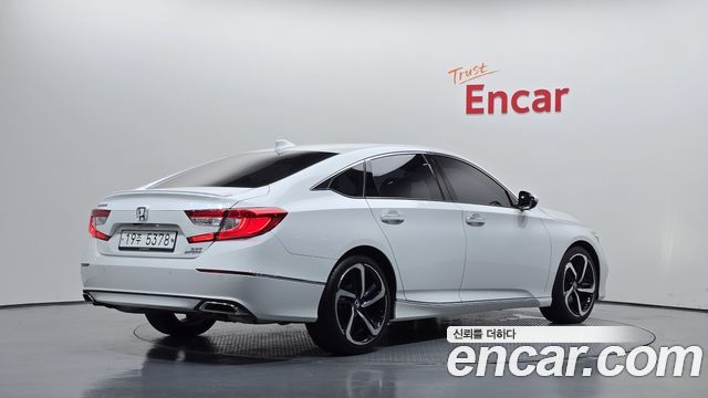 Honda Accord 2.0 Turbo Sport — пробег 57 257 км — фото 2 из 5