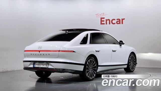 Hyundai Grandeur из Кореи Encar