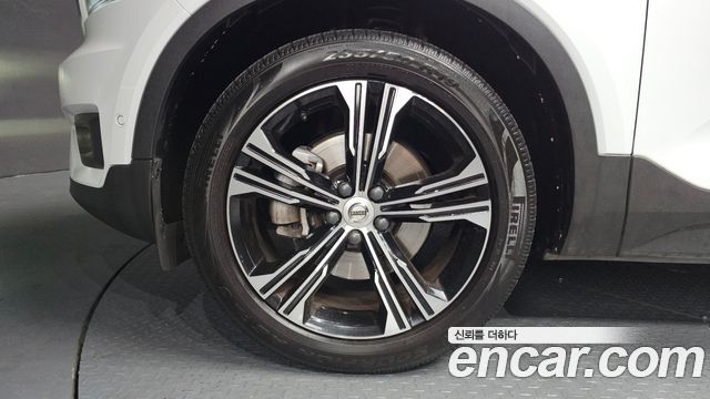 Volvo XC40 из Кореи Encar