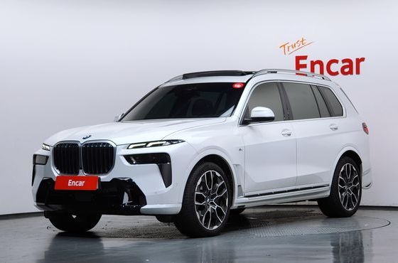 BMW X7 xDrive 40i M Sport 7STR — пробег 37 476 км — фото 1 из 5