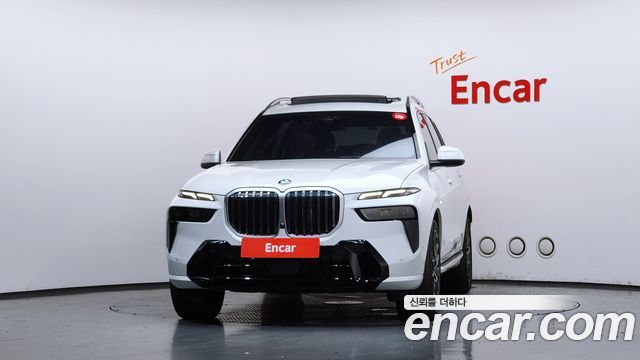 BMW X7 xDrive 40i M Sport 7STR — пробег 37 476 км — фото 3 из 5