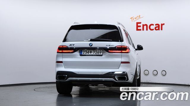 BMW X7 xDrive 40i M Sport 7STR — пробег 37 476 км — фото 4 из 5