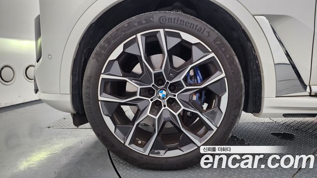 BMW X7 xDrive 40i M Sport 7STR — пробег 37 476 км — фото 5 из 5