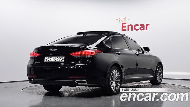 Hyundai Genesis из Кореи Encar
