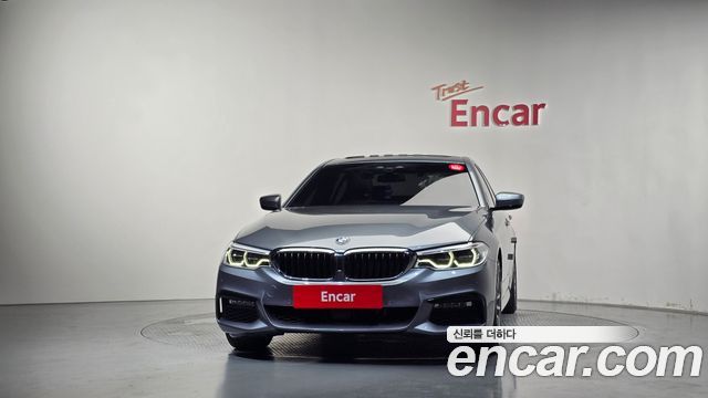 BMW 5-Series 520d xDrive M Sport Package — пробег 82 140 км — фото 3 из 5