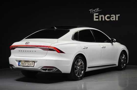 Hyundai Grandeur Calligraphy — пробег 153 527 км — фото 2 из 5