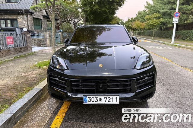 Porsche Cayenne 3.0 E-Hybrid — пробег 40 537 км — фото 1 из 5