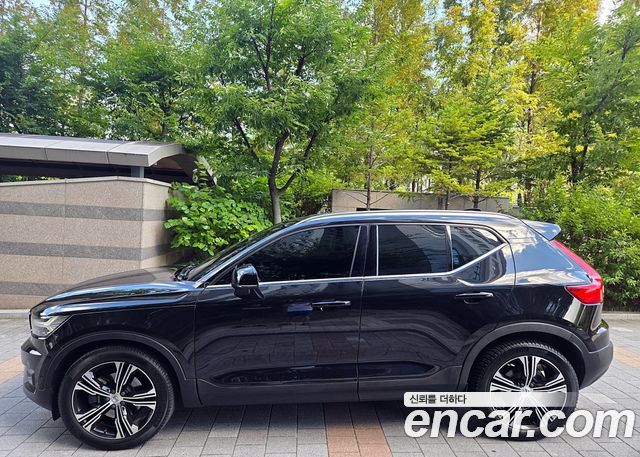 Volvo XC40 из Кореи Encar
