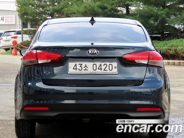 Kia K3 из Кореи Encar