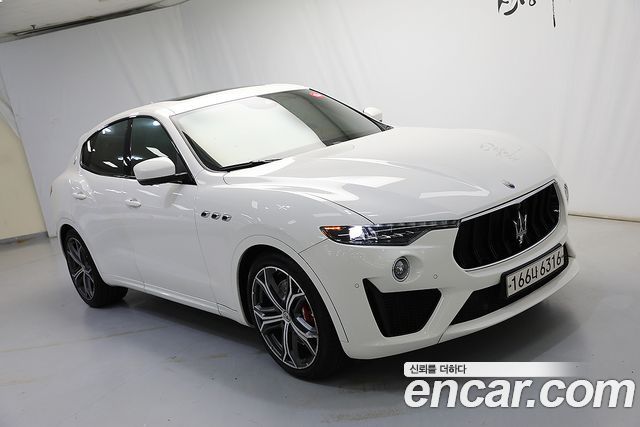 Maserati Levante из Кореи Encar