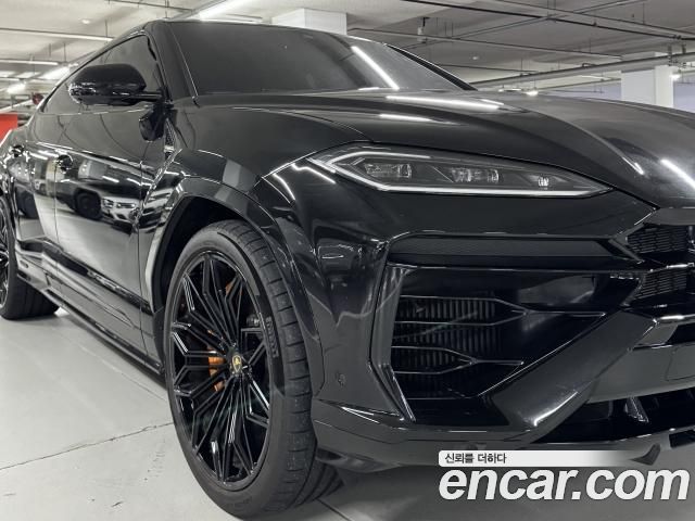 Lamborghini Urus 4.0 V8 SE — пробег 6 778 км — фото 3 из 5
