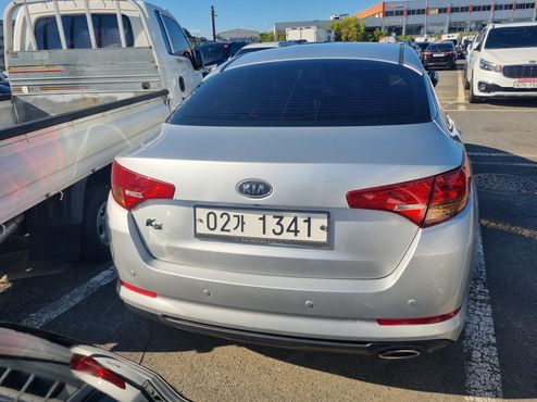 Kia K5 LPI Deluxe — пробег 201 900 км — фото 4 из 5