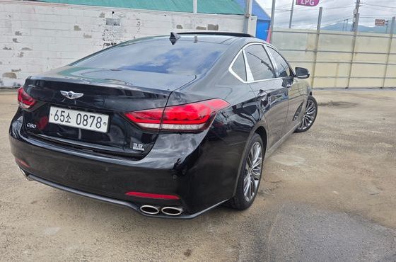 Hyundai Genesis 3.8 Export — пробег 184 000 км — фото 2 из 5